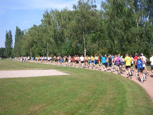 Fidelitas Nachtlauf 2006 - Nur noch 79,9 km ...