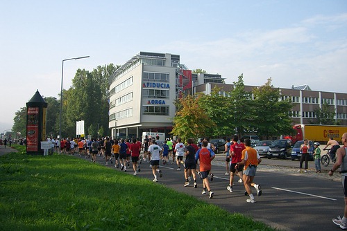 Baden-Marathon 2006 - Fiducia Firmengebäude
