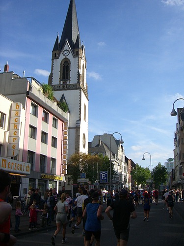 Köln Marathon - Ortsteil Ehrenfeld