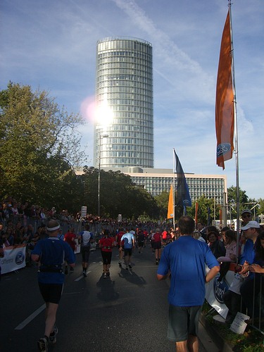 Kurz vor dem Ziel - Kln Marathon 2006