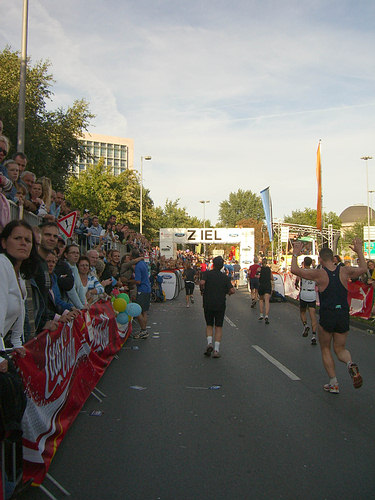 Ziel - Köln Marathon 2006