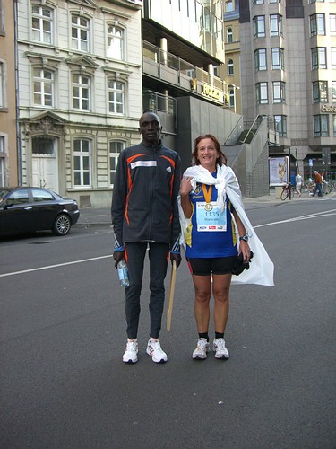 Benjamin Itok und Marianne beim Kln Marathon 2006