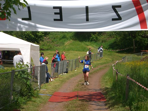 4. Panoramalauf Zweitälerland: Marianne im Ziel