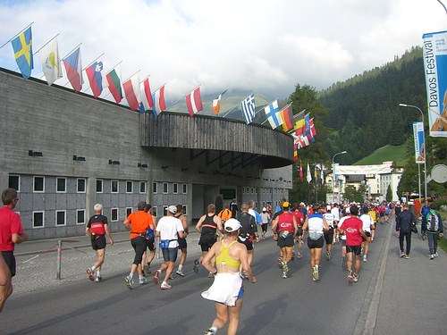 Internationales Flair am Kongresszentrum