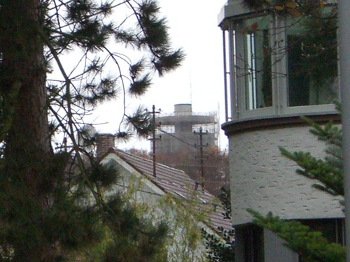 Das Ziel im Blick - Der Wasserturm der Bergwaldsieldung